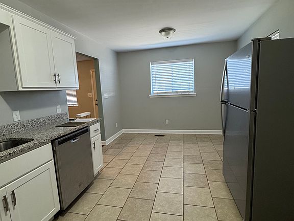 5th image of 4318 Esterbrook Dr