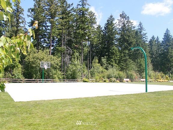4th image of 11821 172 Street Court E