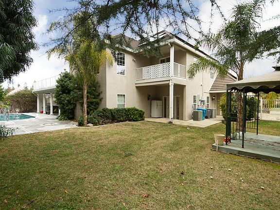 5th image of 739 Estates Dr