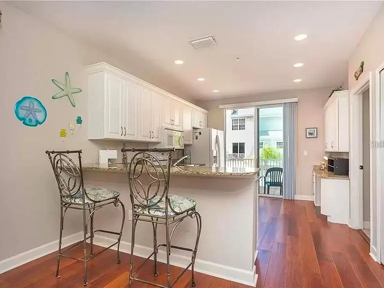 8920 Duval Ln #B15 — Photo 9