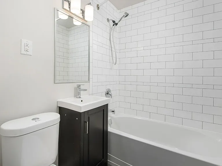 200 Ridley Blvd — Photo 8