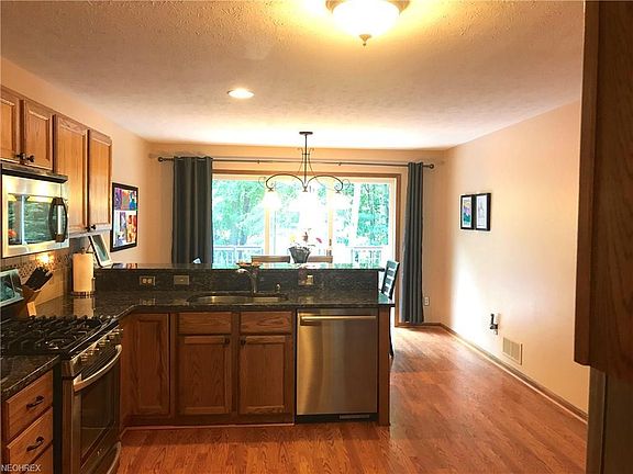 2nd image of 36254 Eagle Creek Dr