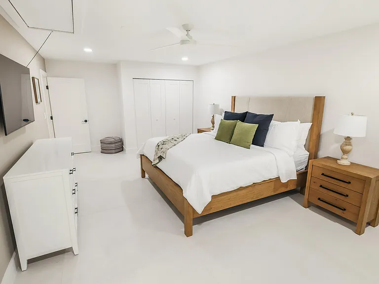 3127 Sherwood Blvd — Photo 18