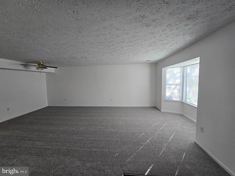 6062 Red Squirrel Pl — Photo 13