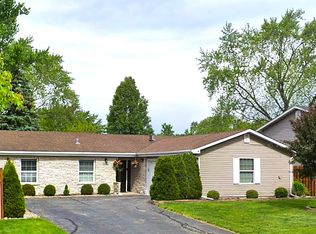 8138 N Carrolton Ct, Hanover Park, IL 60133