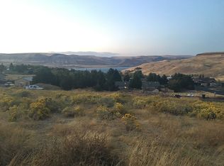 1415 Sunset Ct, Arlington, OR 97812