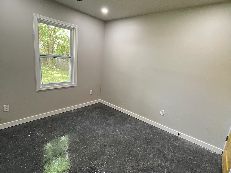 1526 Wedgewood Dr — Photo 7