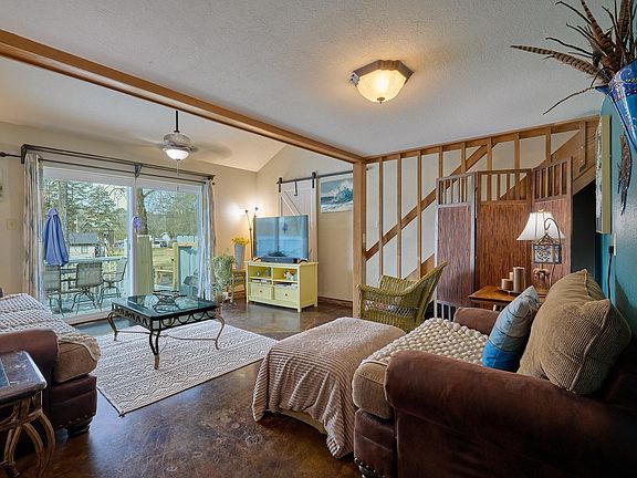 3rd image of 173 Barbary Rd #434
