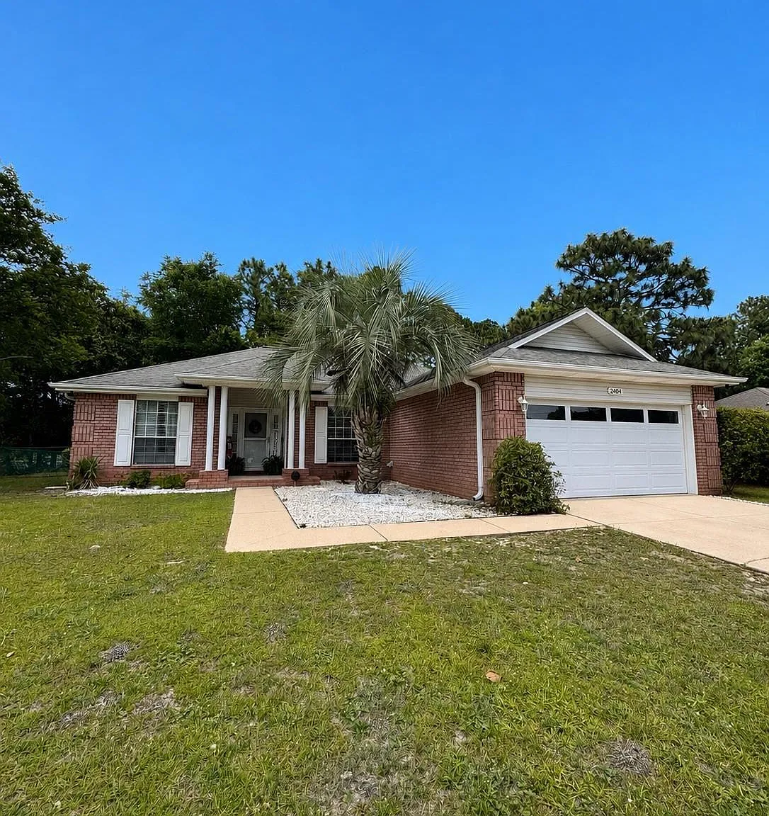 3 bed, 1650 sqft, $2,095 — Photo 1