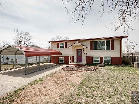 3rd image of 1412 Hale Dr