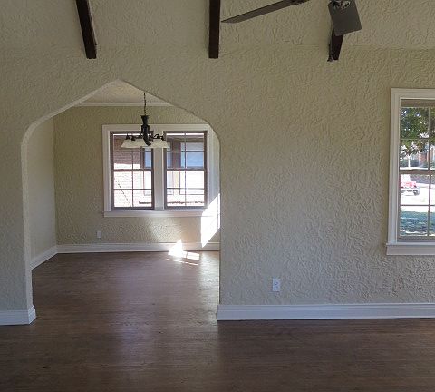 4th image of 1544 S Atlanta Ave