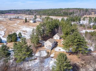 24 Fieldview Dr, New Gloucester, ME 04260
