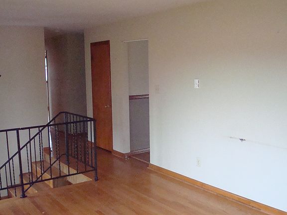 5th image of 10204 Orenda Dr