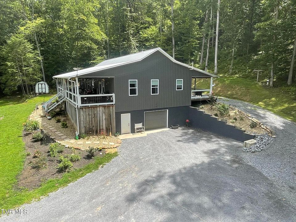 1st image of 363 Hog Lot Rd