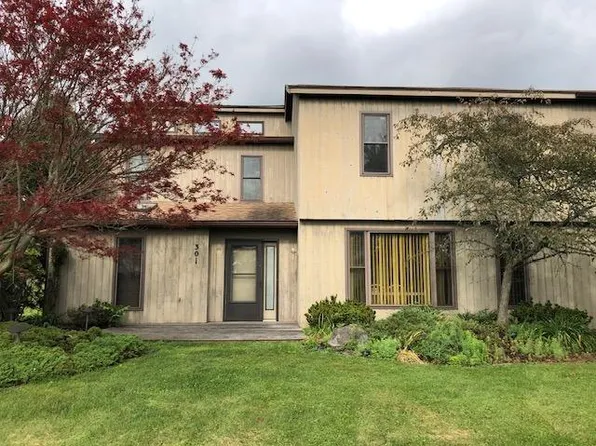 301 Sunnyview Ln, Ithaca, NY 14850