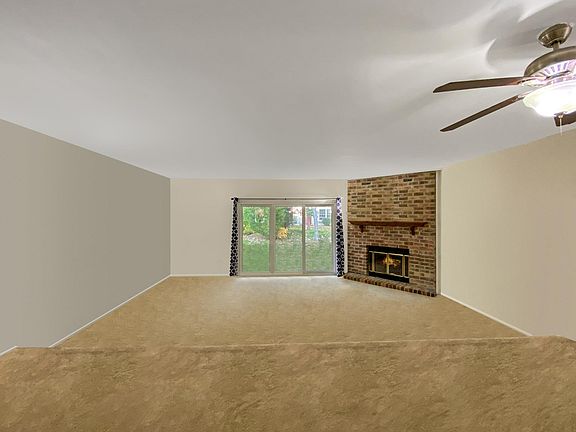 3rd image of 293 Palombi Ct #293