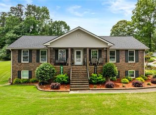 4010 Hamilton Mill Rd, Buford, GA 30519