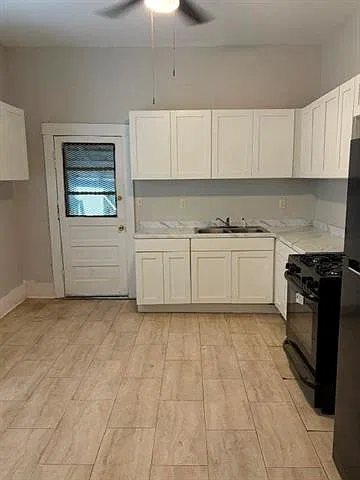 2 bed, 1.0 bath, 878 sqft, $1,300 — Photo 4