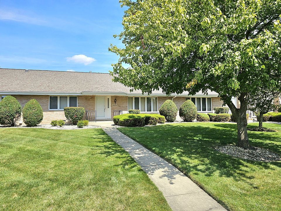 1st image of 10634 Lynn Dr #9