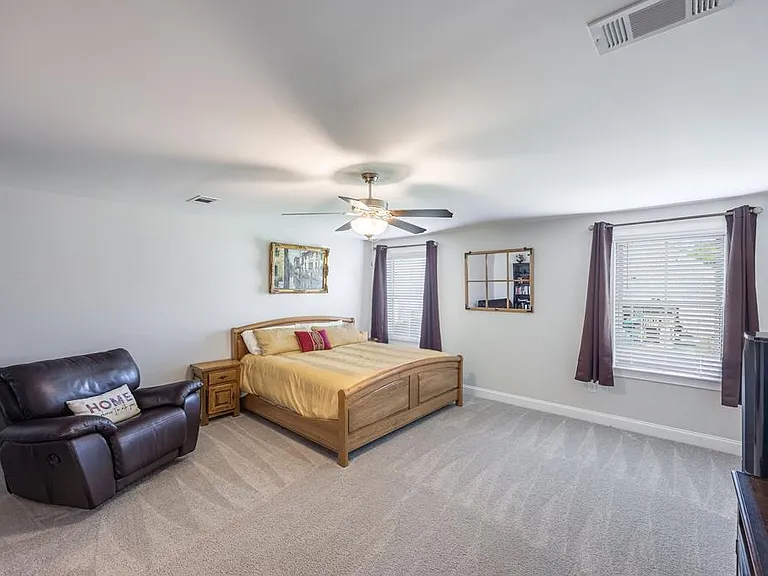 616 Charleston Mills Dr — Photo 17