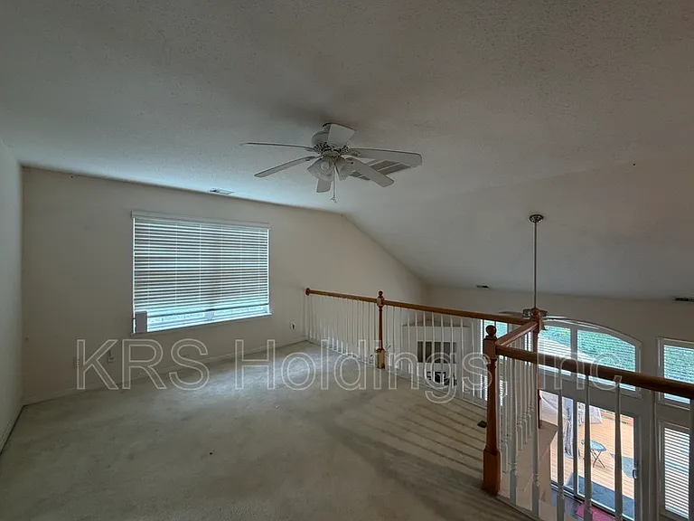 1409 Pandoria Ct — Photo 6