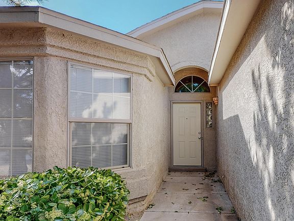 3rd image of 745 Valley Meadows Dr NE