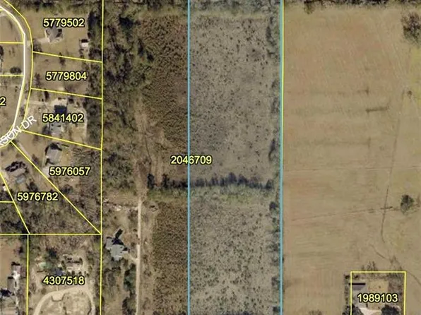 E Adams Rd, Hammond, LA 70403