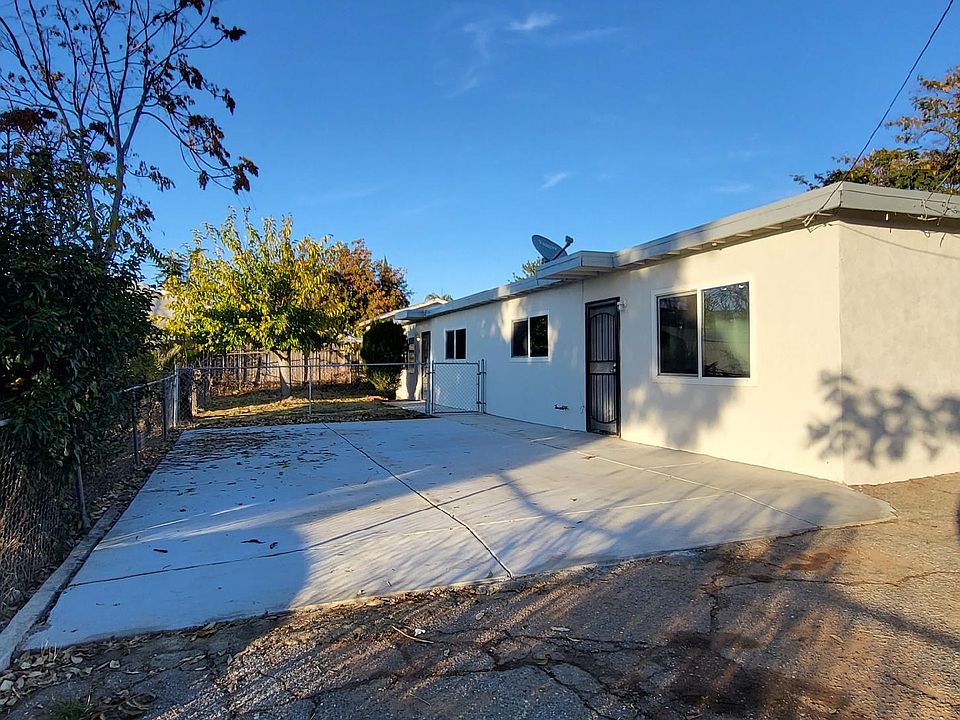 1st image of 34850 Avenue B