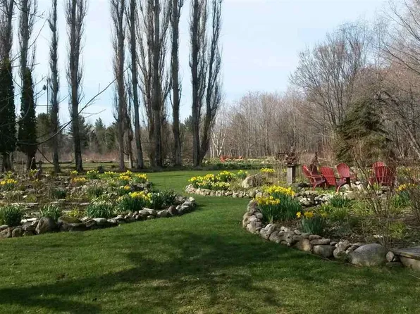 33985 Kings Hwy, Beaver Island, MI 49782
