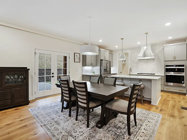 7674 Sawyer Brown Rd — Photo 22