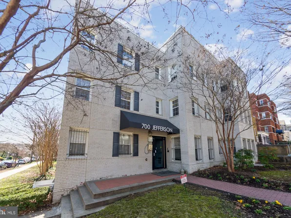 700 Jefferson St NW APT 201, Washington, DC 20011