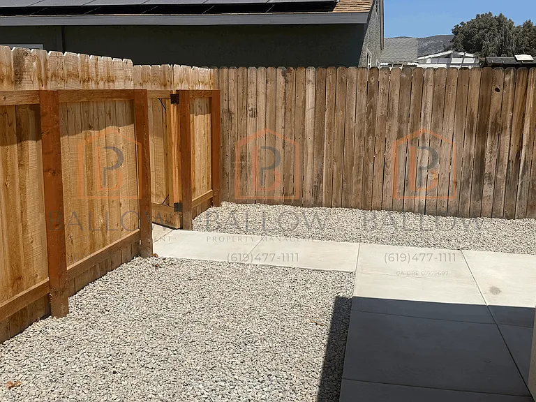 10047 Woodpark Dr — Photo 9