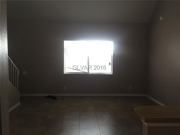5th image of 5195 Golden Ln APT A