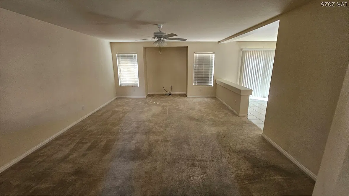 3 bed, 2.5 bath, 1855 sqft, $2,000 — Photo 2