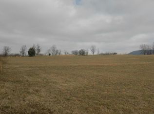 32 Wesley Chapel Rd, Pikeville, TN 37367