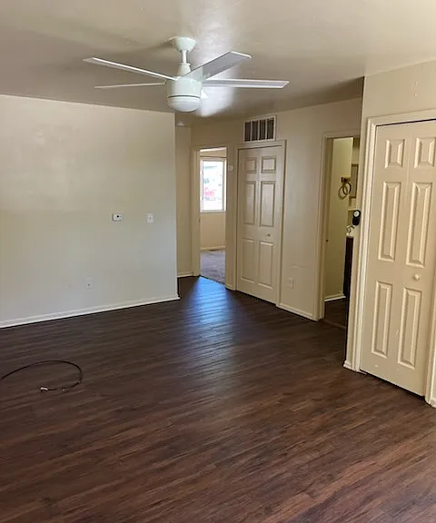 Studio, $850 — Photo 2