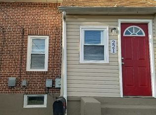 221 Ridge Rd, Claymont, DE 19703