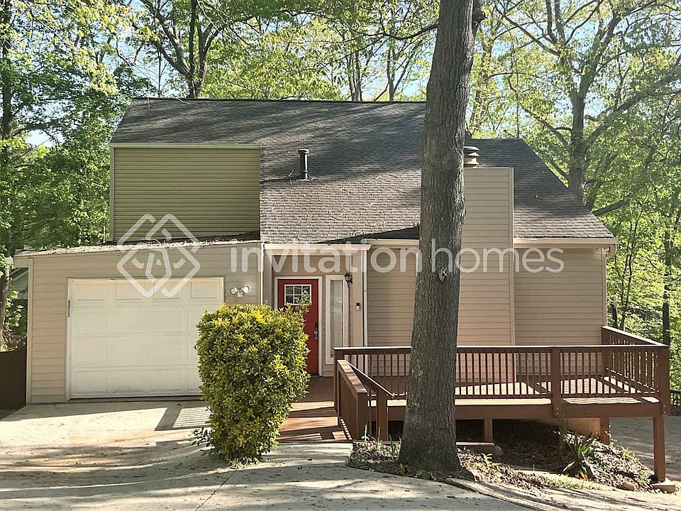 1st image of 6584 Oakwood Dr