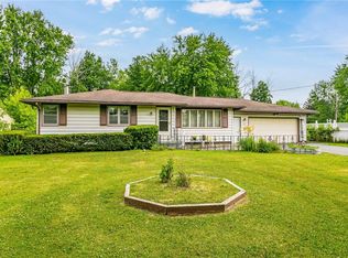 979 Spencerport Rd, Rochester, NY 14606