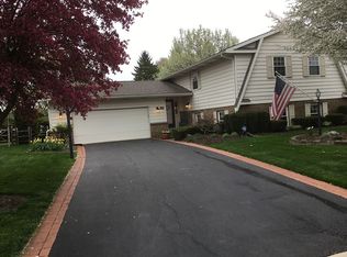 2029 Brent Valley Rd, Holland, OH 43528