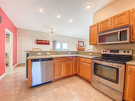 2nd image of 29329 Saddlebred Ln