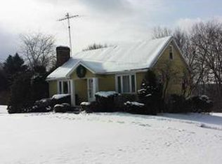 1811 Pulaski Rd, New castle, PA 16105