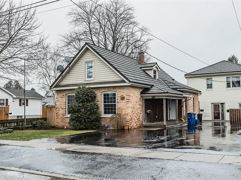 26 Kendall St — Photo 2
