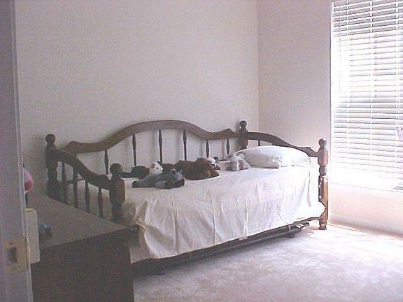 Guest Bedroom #2