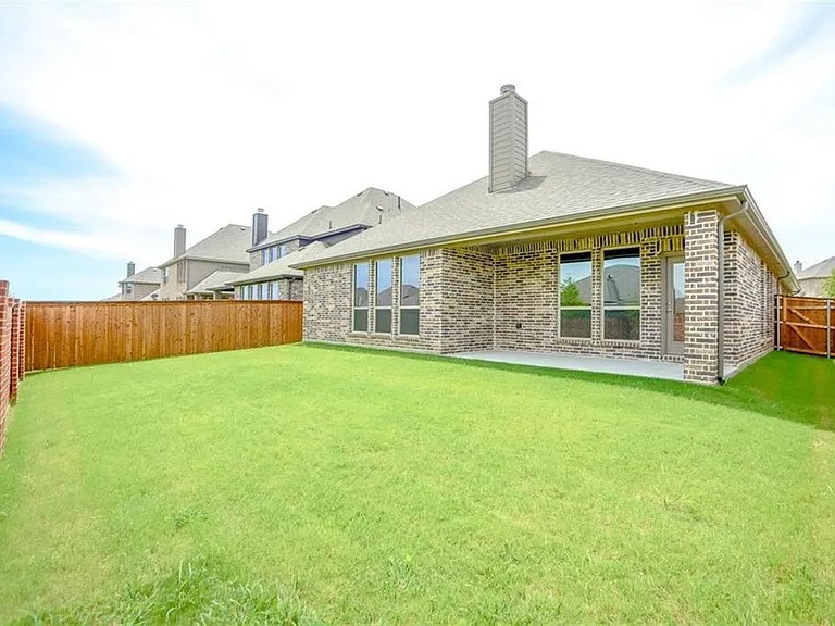 1620 Adams Pl — Photo 20