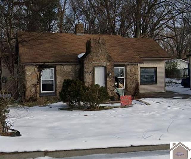 1st image of 109 Beiderman St