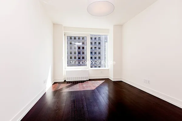 Rented by Mirador Real Estate | media 22