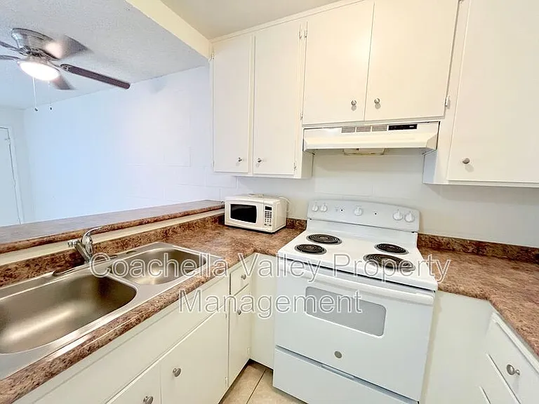 73600 San Gorgonio Way #10 — Photo 15