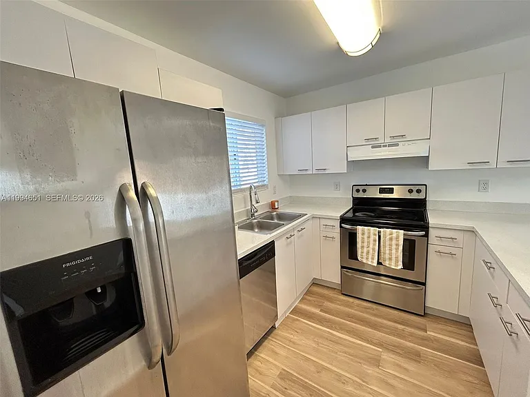 6255 Kendale Lakes Cir #225 — Photo 4