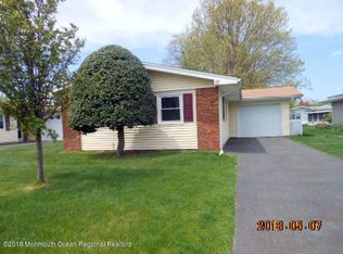 87 Clay Cir, Brick, NJ 08724